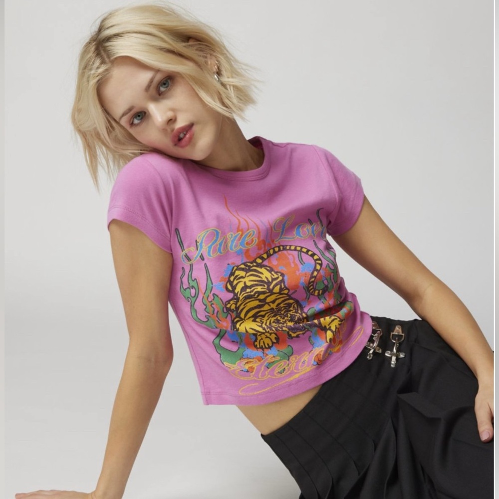 Pure Love Tiger Baby Tee in PINK (Urban Outfitters)